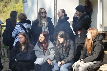 Uczniowie z I LO wraz z naukowcami badali ekosystem Warty w Załęczu Wielkim
